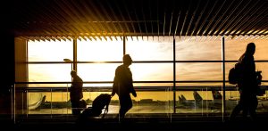 how to run a business while traveling